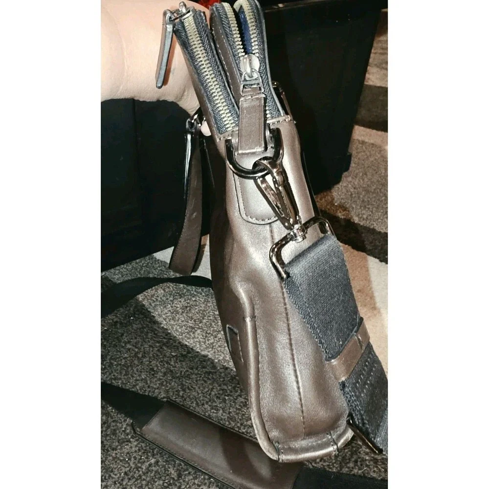 Tumi flaw front